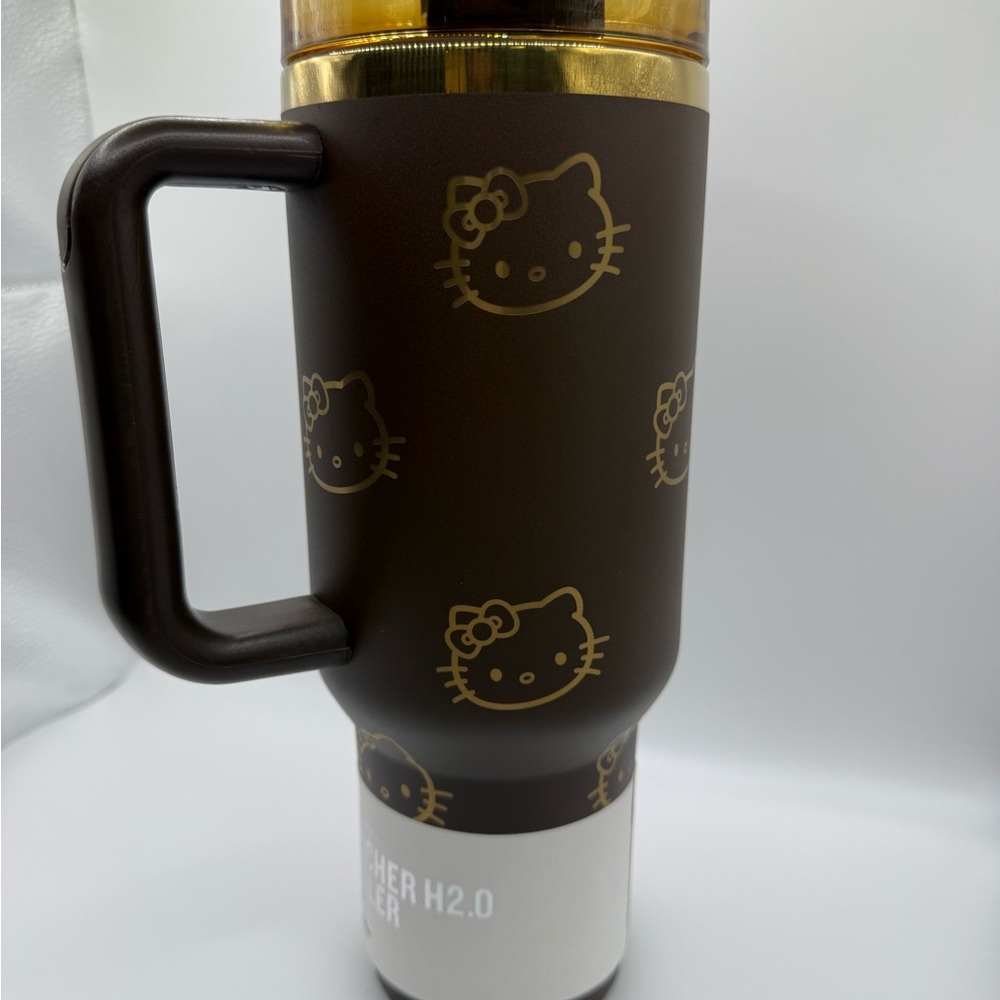 Stanley Brown and Gold Hello Kitty Tumbler- 40 onz - Picture 6 of 13